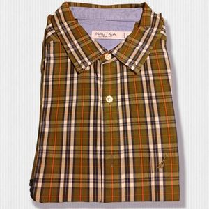 Nautica Long Sleeve Shirt. Classic Fit. New without Tag. L